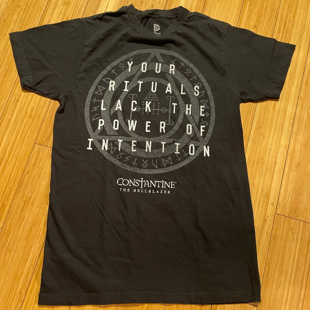 Constantine the Hellblazer Graphic Tee ~ Men’s Medium